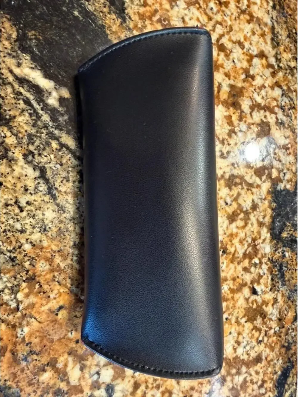 Authentic RayBan Leather Case-Black - Picture 5 of 6